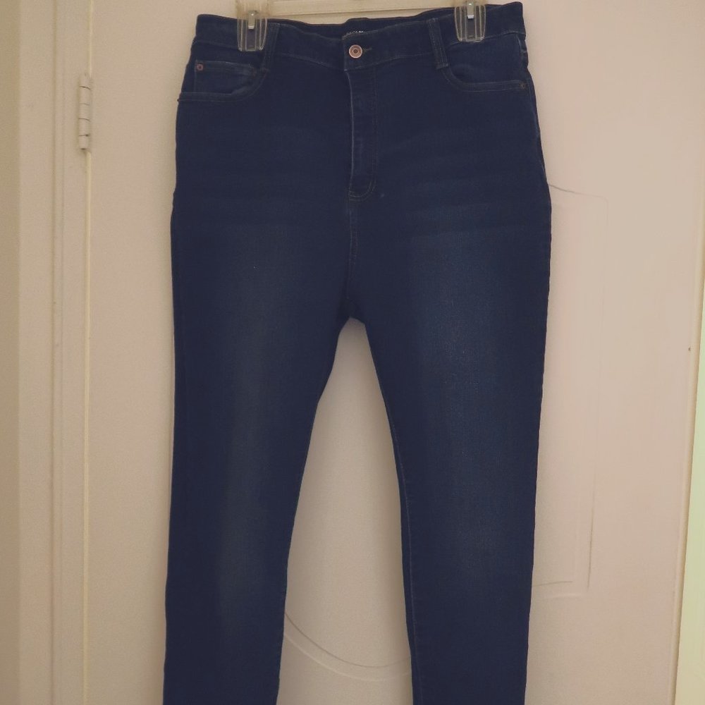 High Rise Skinny Jean